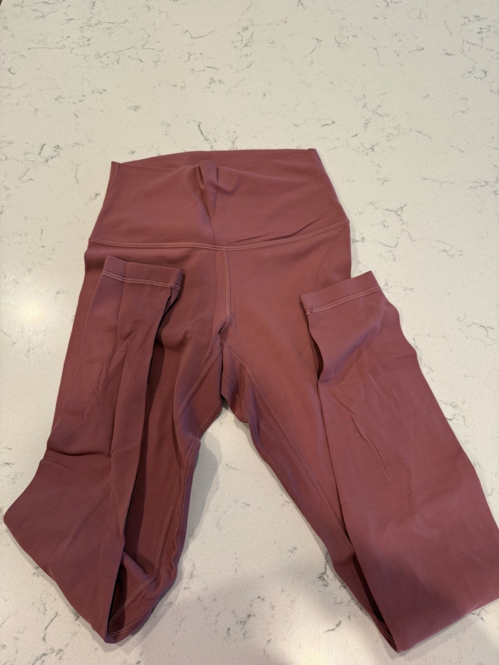 Lululemon High-Waist align Leggings in Mauve size 4